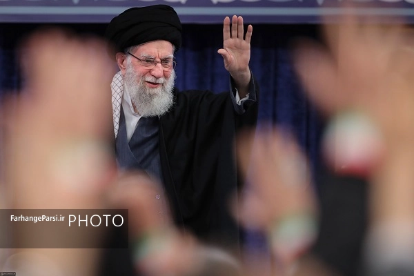 رهبر معظم انقلاب به شهادت رسیدند