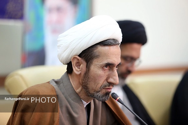 اعلام برنامههای حرم مطهر در دهه کرامت