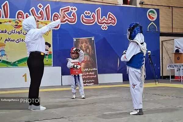 معرفی نفرات برتر دختران تکواندو قم