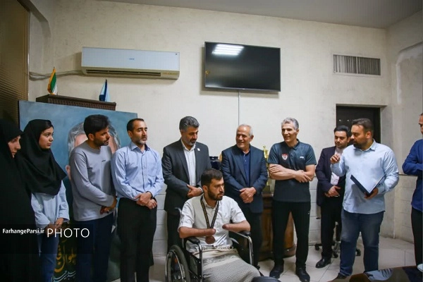 مدالی که رنگ ایثار گرفت