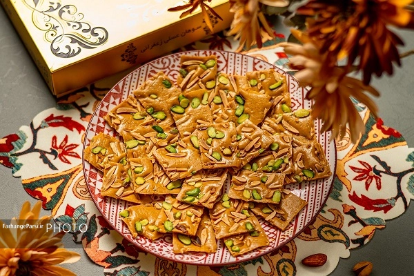 سوهان نماد سوغات قم