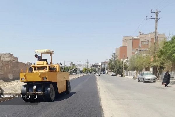 بهسازی آسفالت خیابان سعدی و معابر
