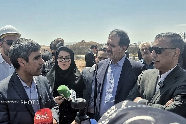 بازدید معاون رئیسجمهور از تصفیهخانه فاضلاب پردیسان قم