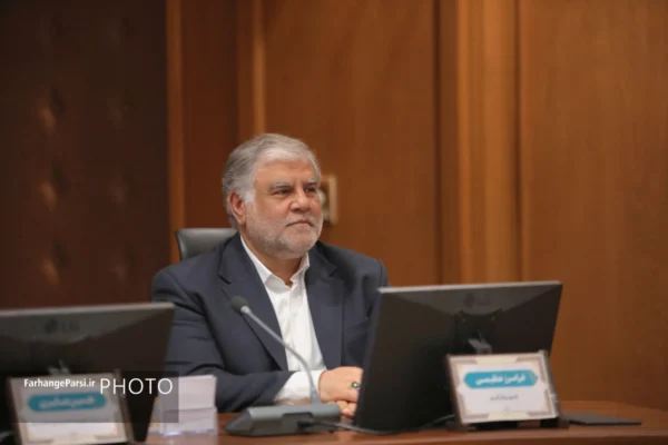 خرید نردبان آتشنشانی قم با اعتبار ۲.۵ میلیون یورویی دنبال میشود