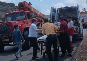تصادف زنجیرهای ۹ خودرو در محور سلفچگان به اراک حادثه آفرین شد