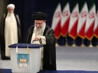 رهبر انقلاب رأی خود را به صندوق انداختند