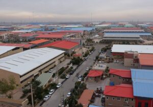 توسعه شهرکهای صنعتی قم در جریان است