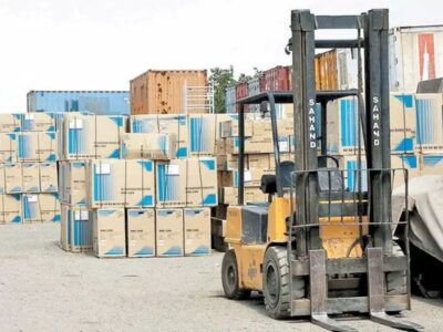 ۳۰ میلیارد ریال کالای قاچاق در قم کشف شد