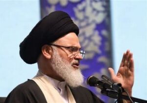 ویژگیهای حوزه علمیه انقلابی از زبان آیتالله حسینی بوشهری