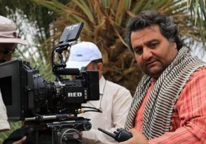 بیرق هنر عاشورایی را در سینما برافراشته کنیم