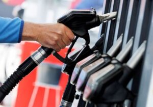 پزشکیان تبعات امنیتی گرانی بنزین را نخواهد پذیرفت