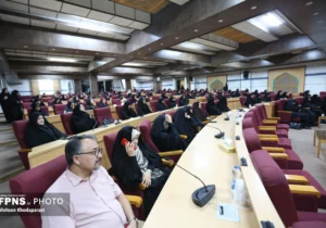 کنگره بانوان تاثیرگذار قم برگزار شد