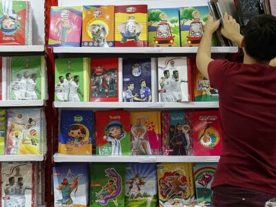 نمایشگاه ایران نوشت در قم با استقبال گسترده مردم مواجه شدهاست
