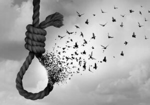 هشت محکوم به قصاص نفس در قم با رضایت اولیای دم از اعدام نجات یافتند