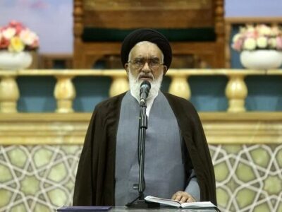 معماری در قم با قداست شهر تناسب داشته باشد