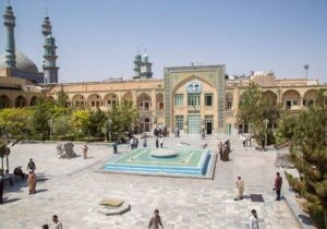 دروس حوزههای علمیه ۳ روز تعطیل شد