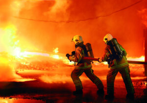 میانگین حضور آتشنشانی قم در محل حوادث بالاتر از استاندارد جهانی است