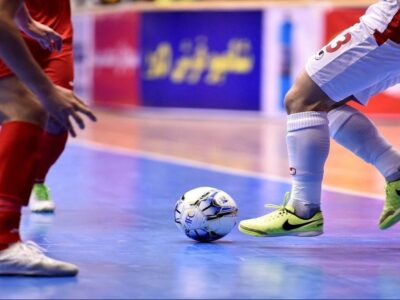 نماینده قم با اقتدار و بدون باخت صدرنشین لیگ برتر فوتسال امید شد