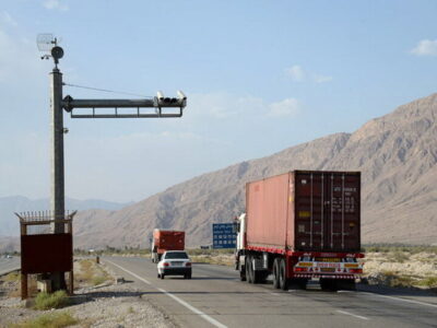 ۴۱۲ سامانه هوشمند ترافیکی در راههای قم فعال است