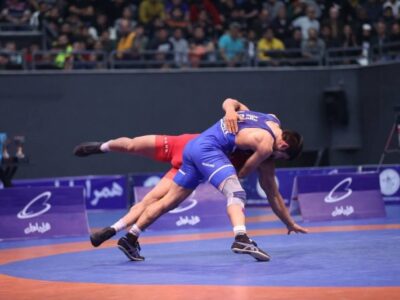 آلینوس تهران صدرنشین لیگ برتر کشتی فرنگی شد