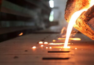 جمع آوری و تعطیلی ۴ واحد ریخته گری غیر مجاز در قم