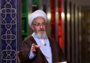 مفاهیم قرآن کریم برای جوانان تدریس شود