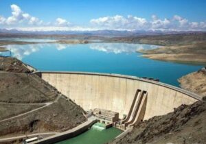 رهاسازی حقابه محیط زیستی قم از سد ۱۵ خرداد آغاز شد