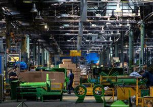 ۳۵ واحد صنعتی راکد در قم احیا شد