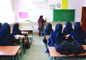 حمایت تحصیلی کمیته امداد از هفت هزار دانشآموز قمی