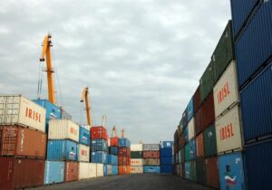 ۲۸۰ میلیون دلار کالا از طریق گمرکات قم وارد کشور شد