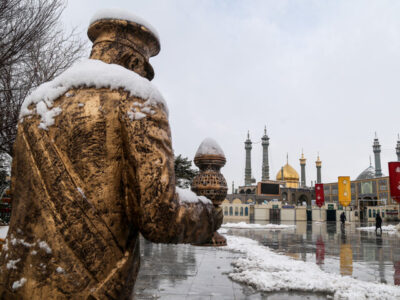 آسمان قم روز جمعه برفی و بارانی میشود