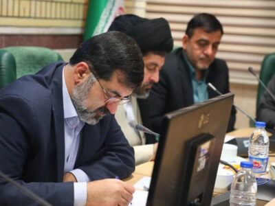 برگزاری نشست تخصصی با هدف تدوین سند جامع کاهش آسیبهای اجتماعی در استان قم