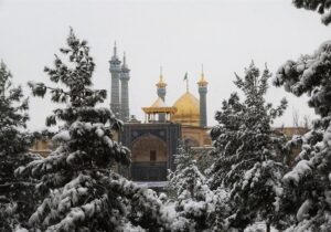 قم سفید پوش میشود