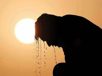 گرما در قم ادامه دارد