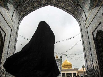 خدمات مشاورهای به بانوان در حرم مطهر بانوی کرامت ارائه میشود