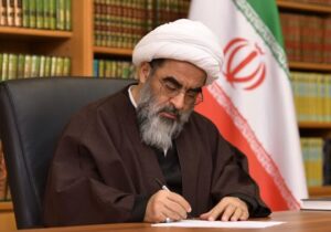 هیچکس به اندازه مقام معظم رهبری به مبانی امام راحل آگاهی ندارد