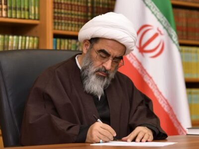 هیچکس به اندازه مقام معظم رهبری به مبانی امام راحل آگاهی ندارد