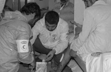 نقشآفرینی سفیدپوشان هلالاحمر در دوران دفاع مقدس