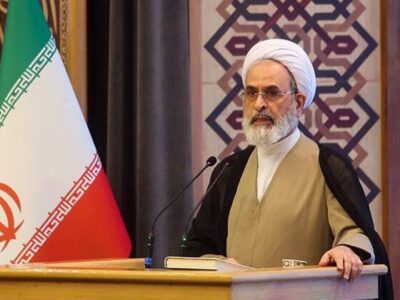 هویت اصلی حوزه خدمت فکری و اخلاقی به جامعه است