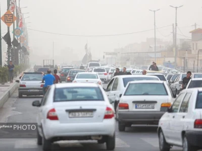 وزش باد و گردوخاک در قم ادامه دارد